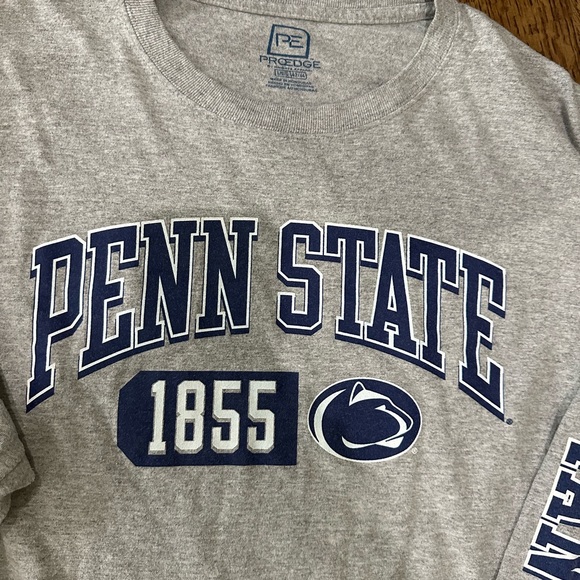 Mens long sleeve, Penn State T-shirt size large. Penn date 1855 on front. - Picture 4 of 4